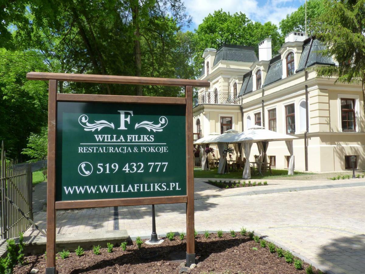 Willa Filiks Restauracja & Pokoje Nałęczów Exterior foto